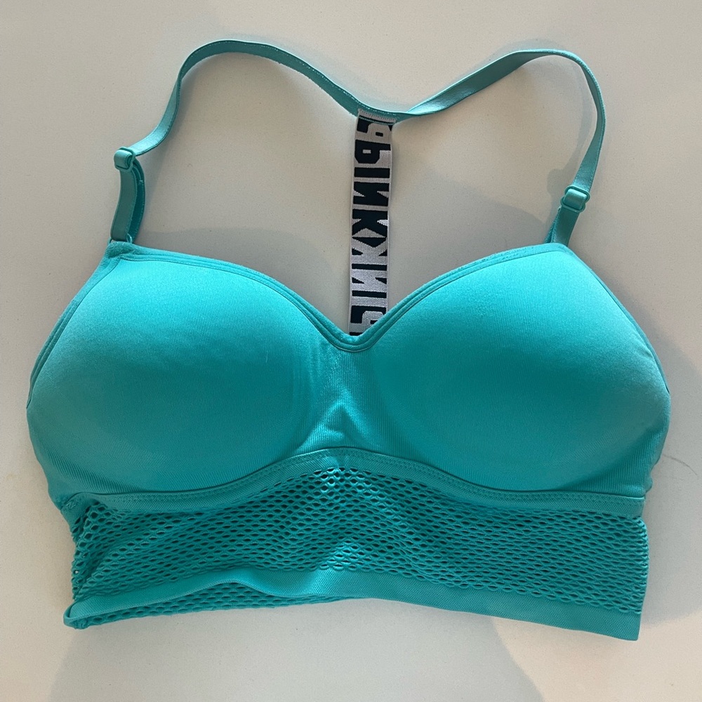 PINK Victorias Secret Lightly Padded, Sculpted Sports Bra sz S. Flattering!